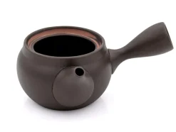 Japankanne (Kyusu)  - dunkelbraune Tonkanne mit Metallsieb